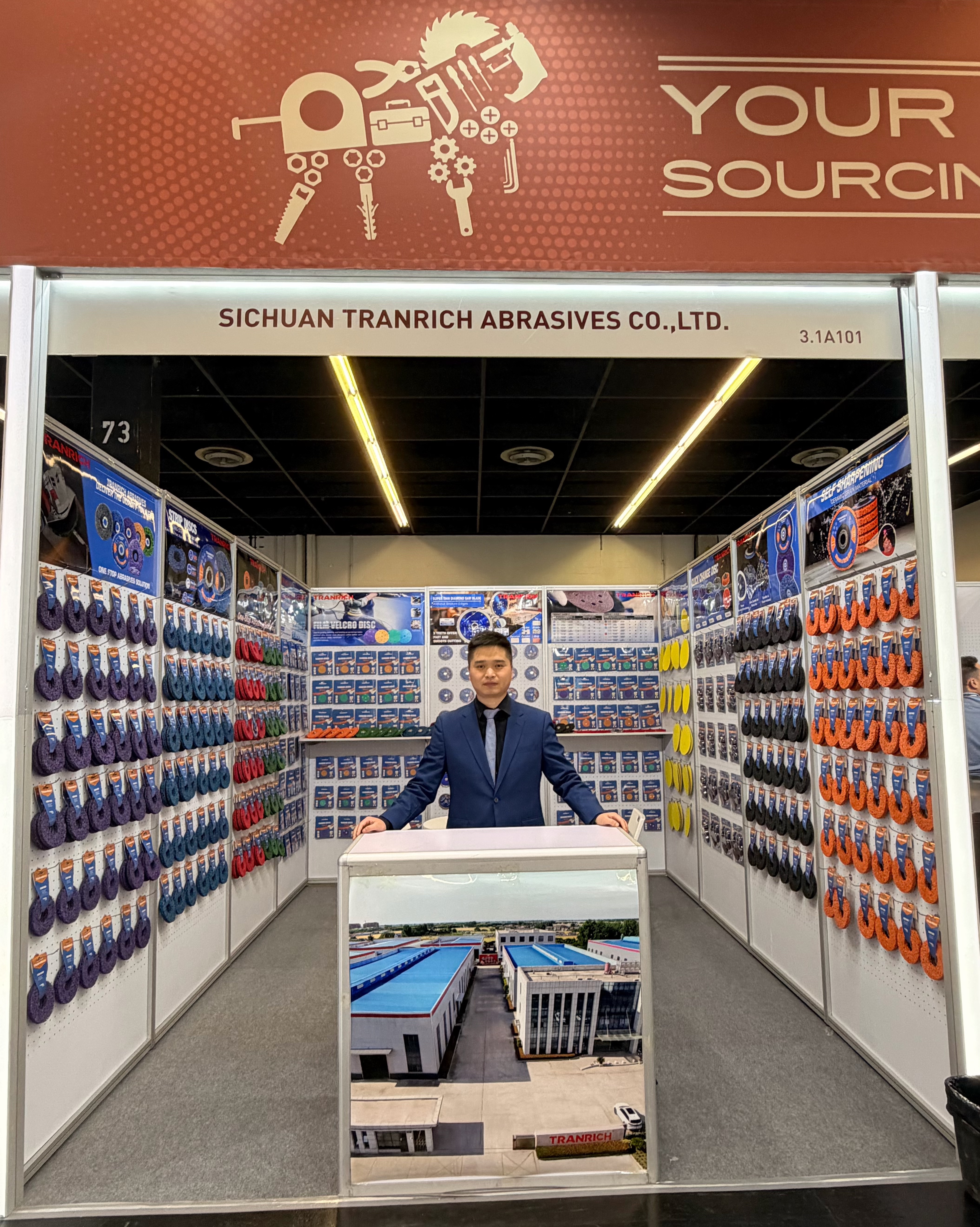 C3C53C1F2F61D9D12A851D7ACC12D543